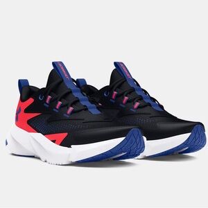 Size 5Y Under Armour Youth Boys Scramjet 6 Running Shoes LikeNew Black/beta/blue